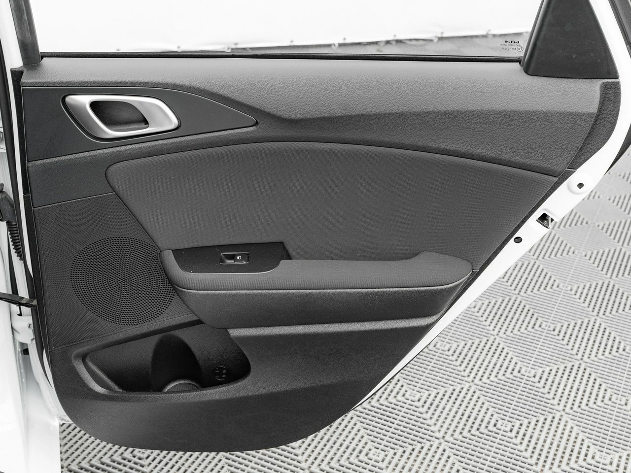 Kia Ceed - Zdjęcie 24