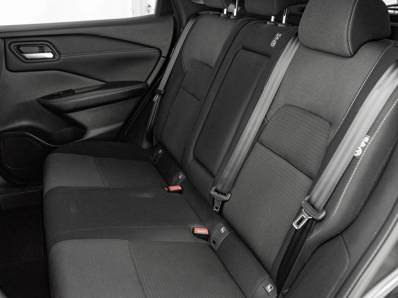 Nissan Qashqai - Zdjęcie 25