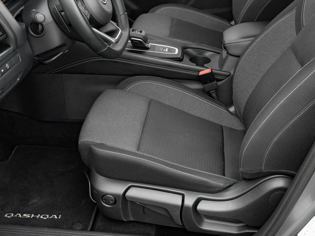 Nissan Qashqai - Zdjęcie 12