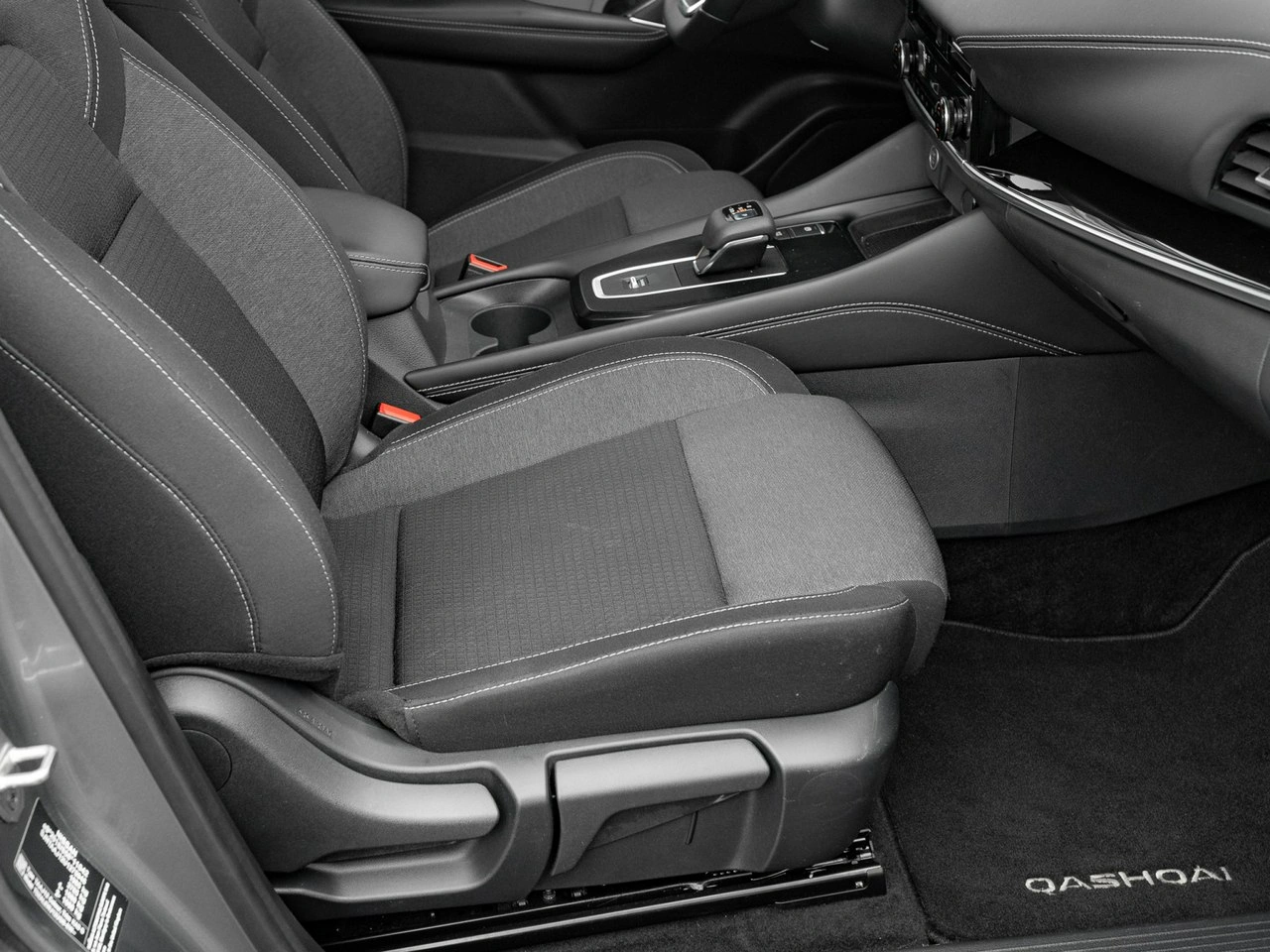 Nissan Qashqai - Zdjęcie 29