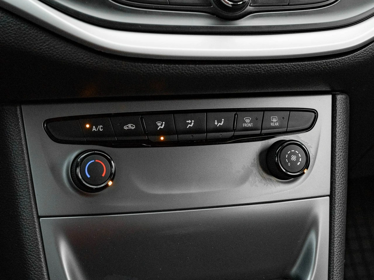 Opel Astra - Zdjęcie 15