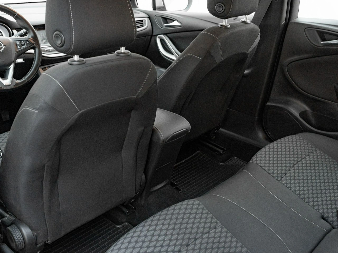 Opel Astra - Zdjęcie 17