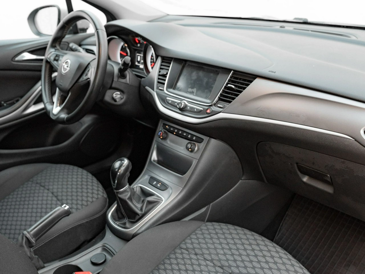 Opel Astra - Zdjęcie 24