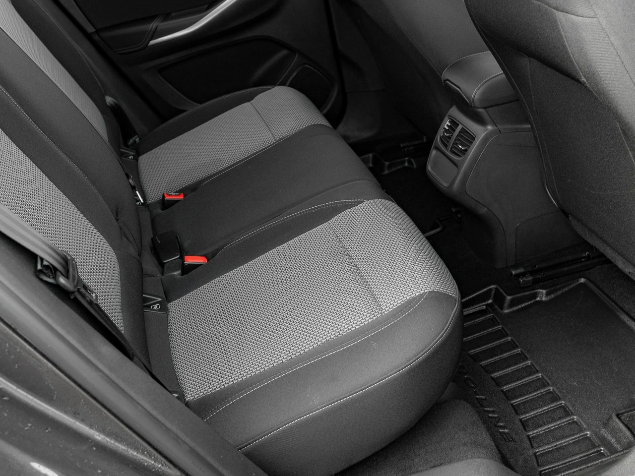 Opel Grandland X - Zdjęcie 28