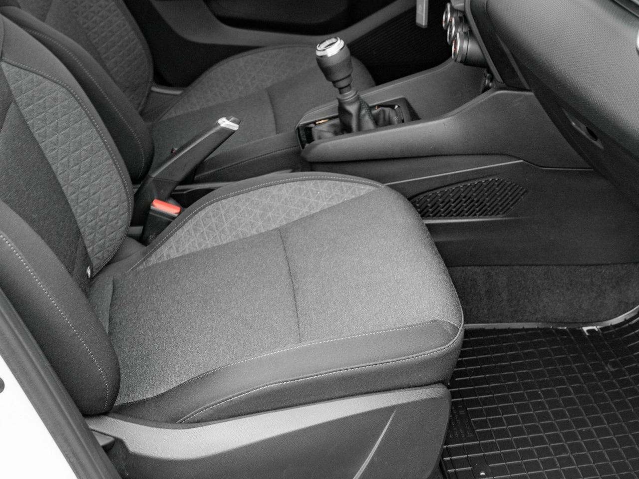 Renault Clio - Zdjęcie 33