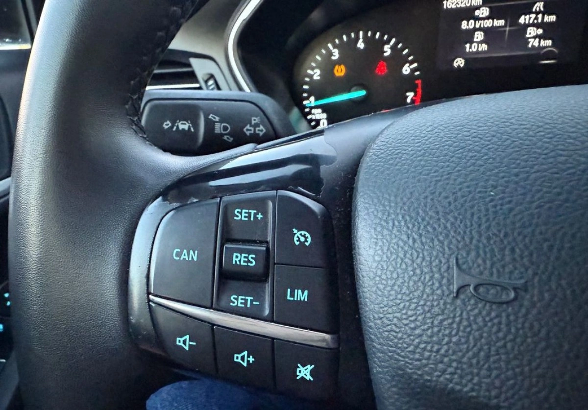 Ford Focus - Zdjęcie 24