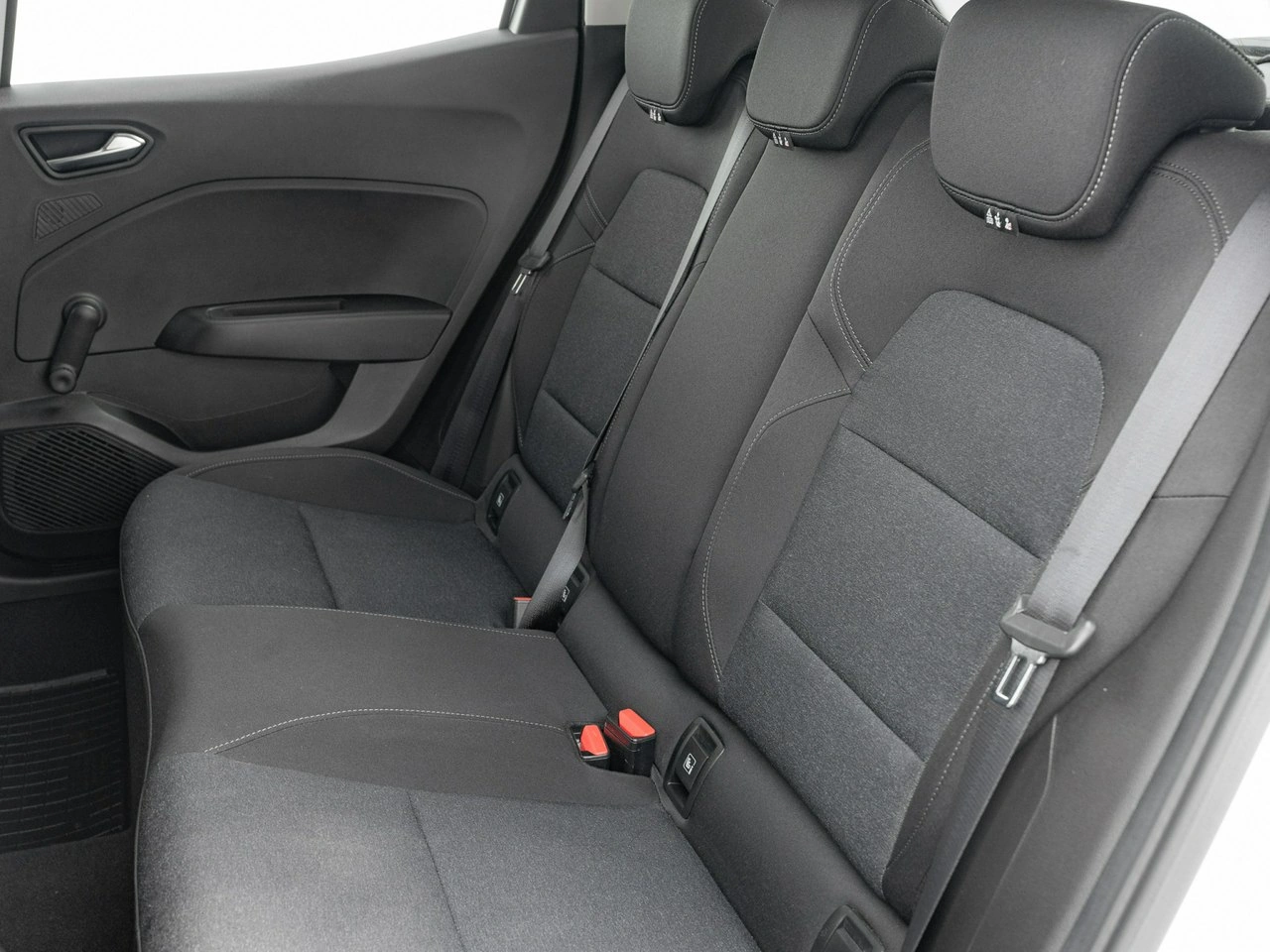 Renault Clio - Zdjęcie 24