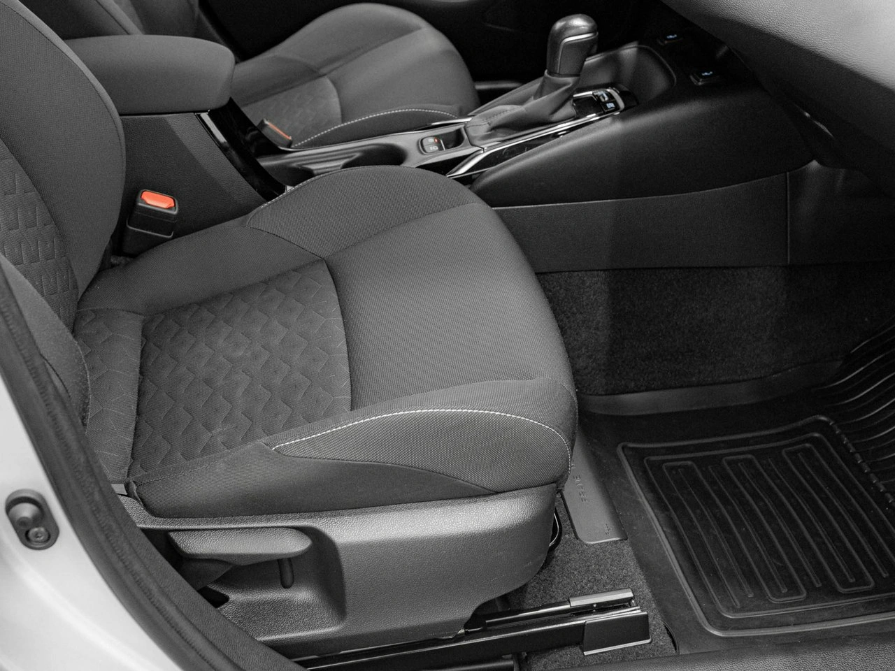 Toyota Corolla - Zdjęcie 27