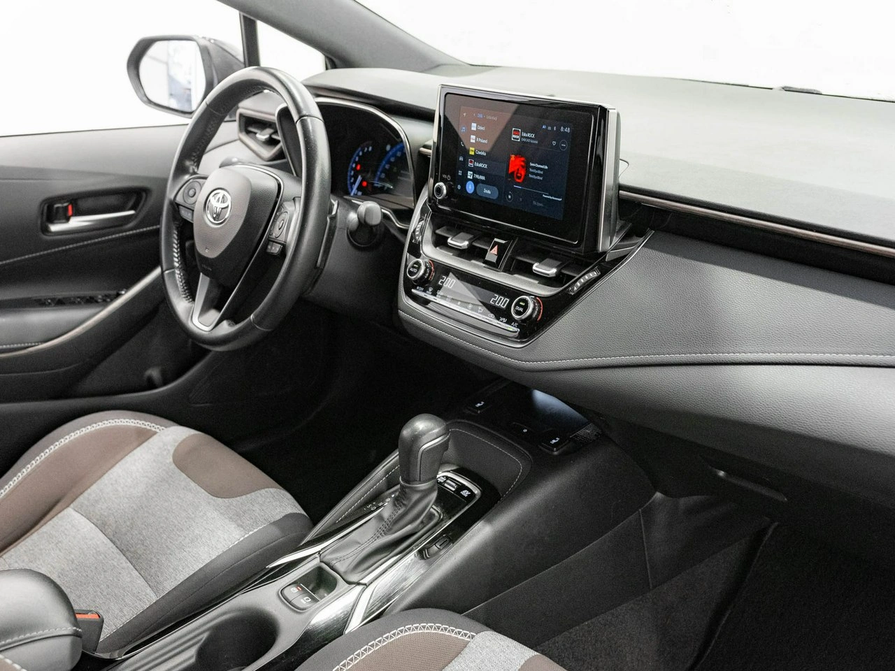 Toyota Corolla - Zdjęcie 30