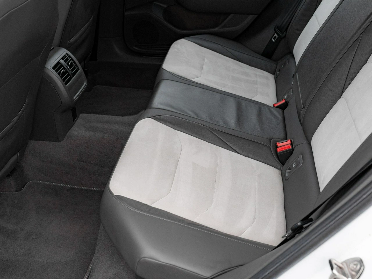 Volkswagen Arteon - Zdjęcie 27