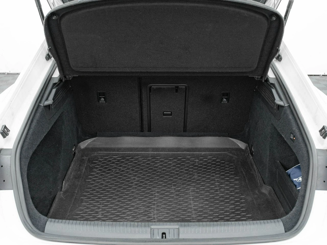 Volkswagen Arteon - Zdjęcie 29