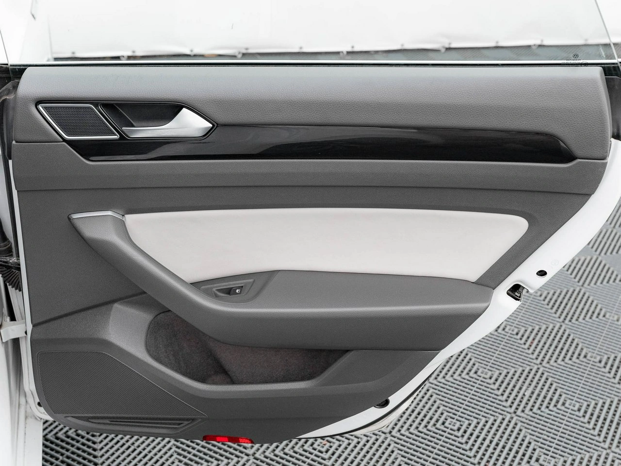 Volkswagen Arteon - Zdjęcie 31