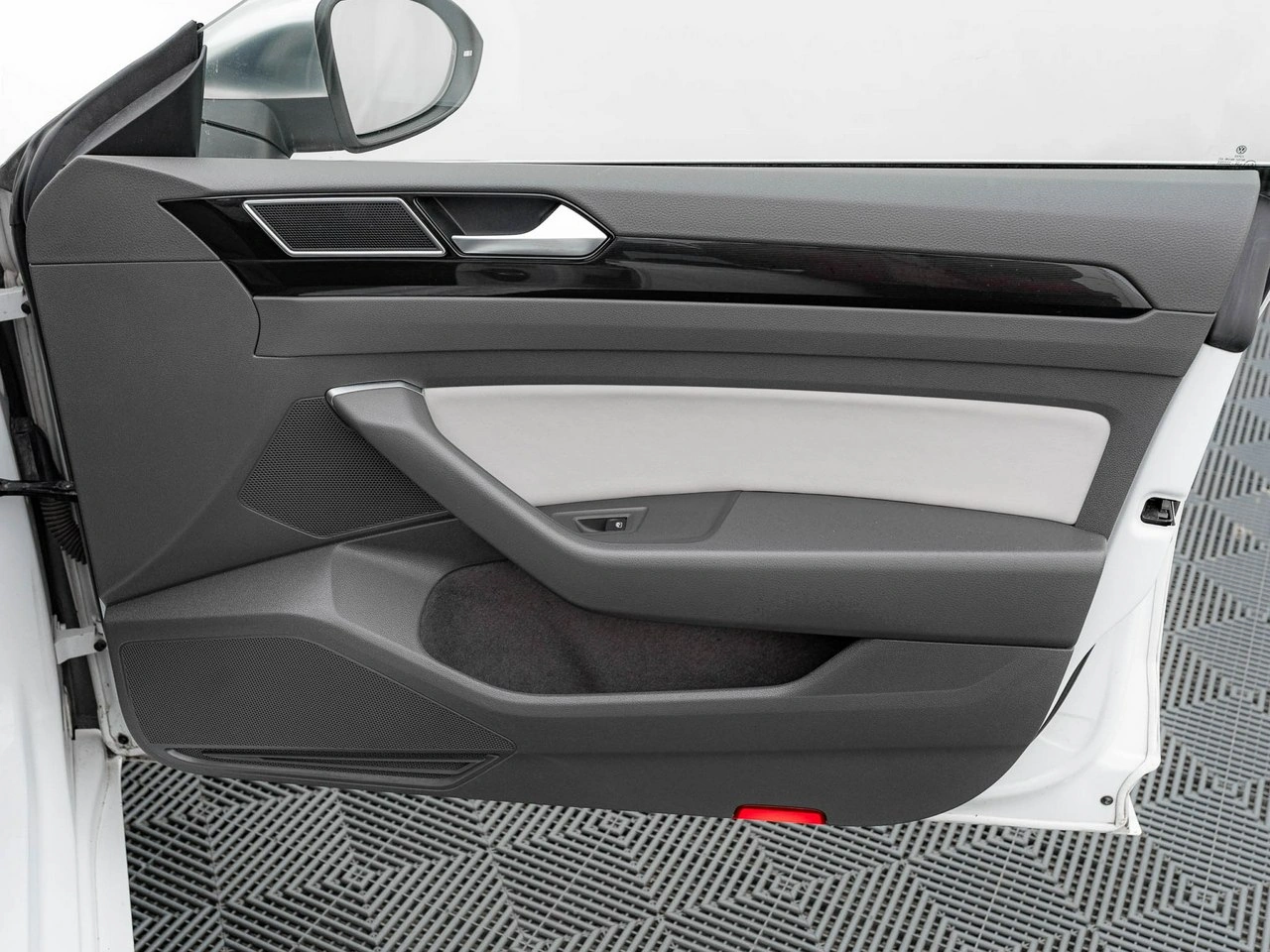 Volkswagen Arteon - Zdjęcie 33