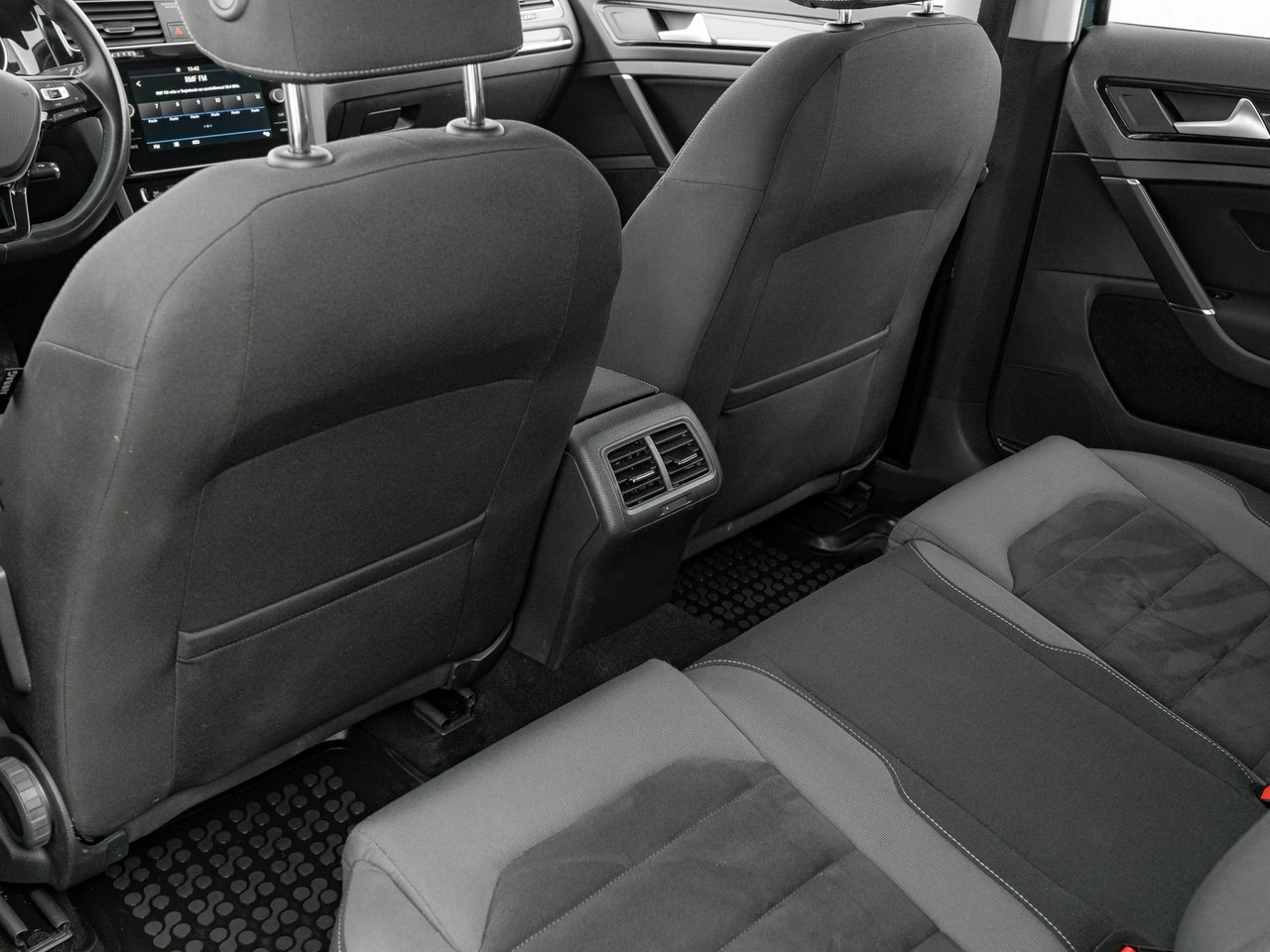 Volkswagen Golf - Zdjęcie 22