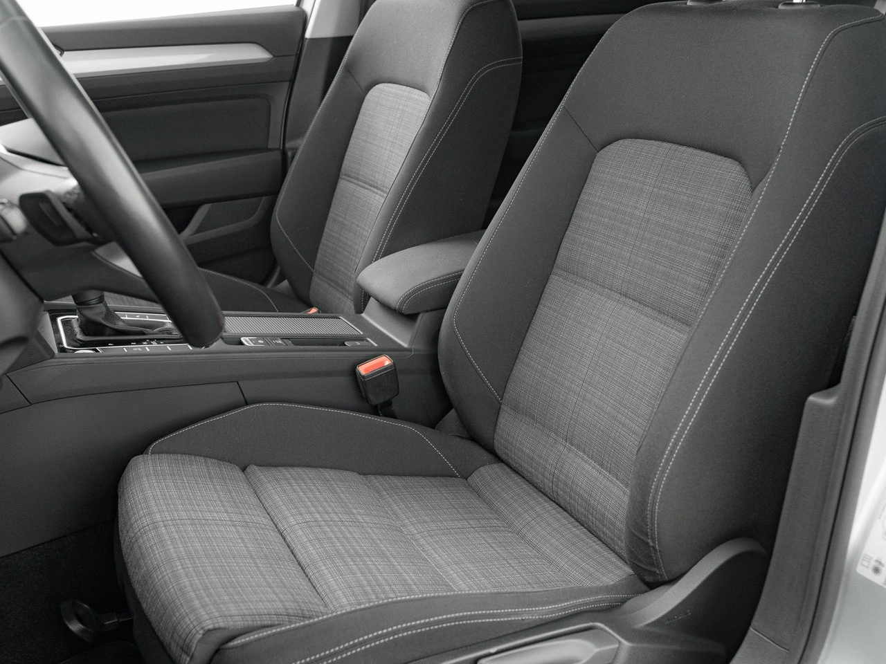 Volkswagen Passat - Zdjęcie 13