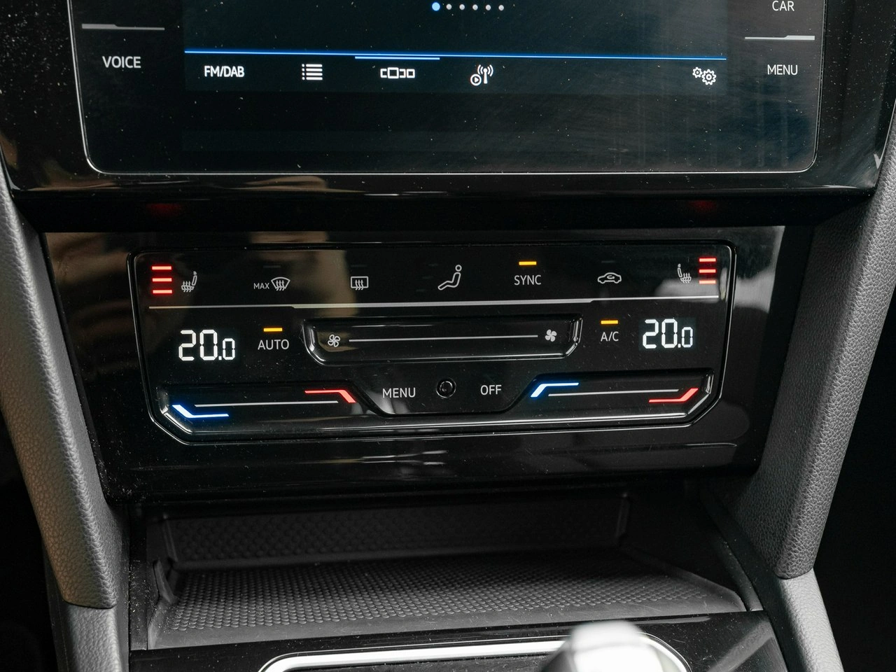 Volkswagen Passat - Zdjęcie 18