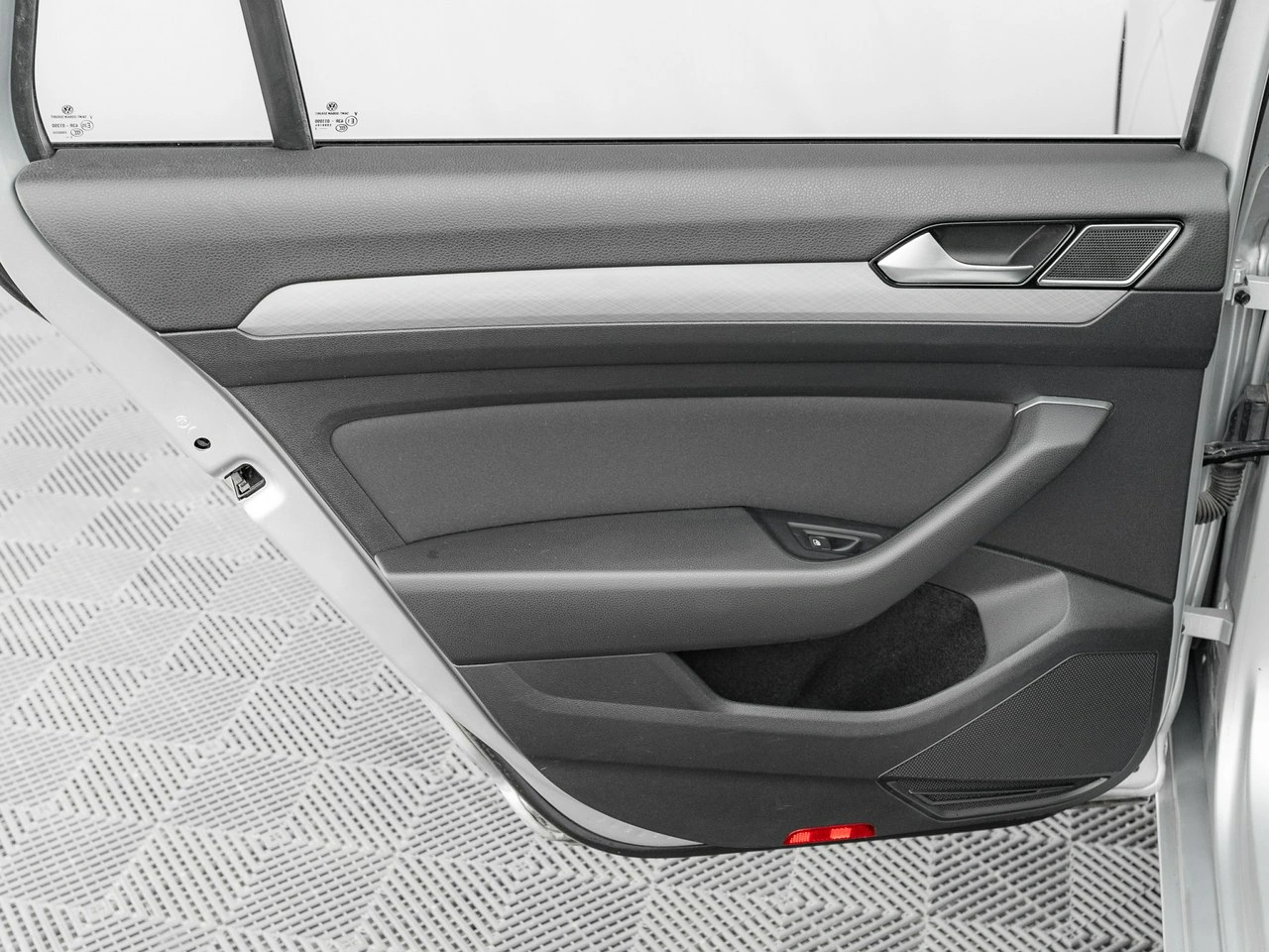 Volkswagen Passat - Zdjęcie 21