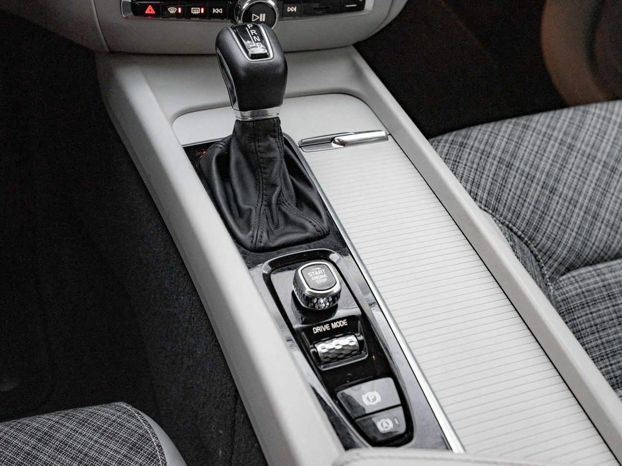 Volvo V60 Cross Country - Zdjęcie 15