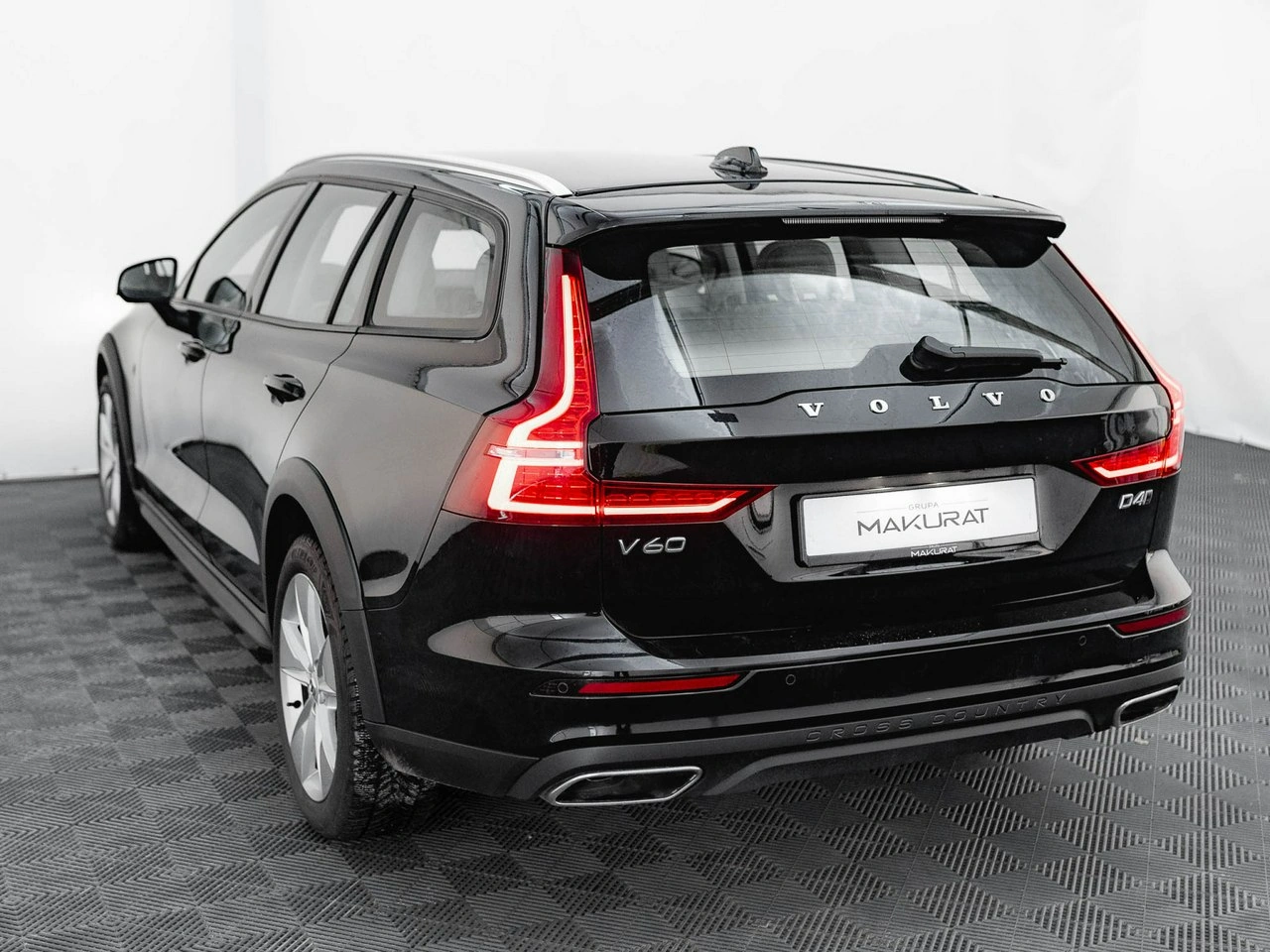 Volvo V60 Cross Country - Zdjęcie 3