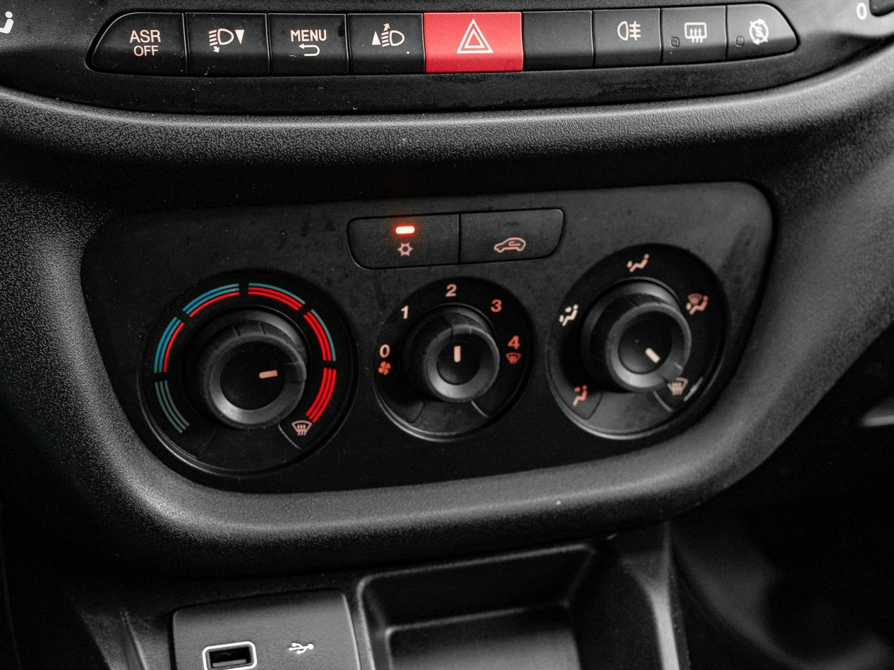 Fiat Doblo - Zdjęcie 16