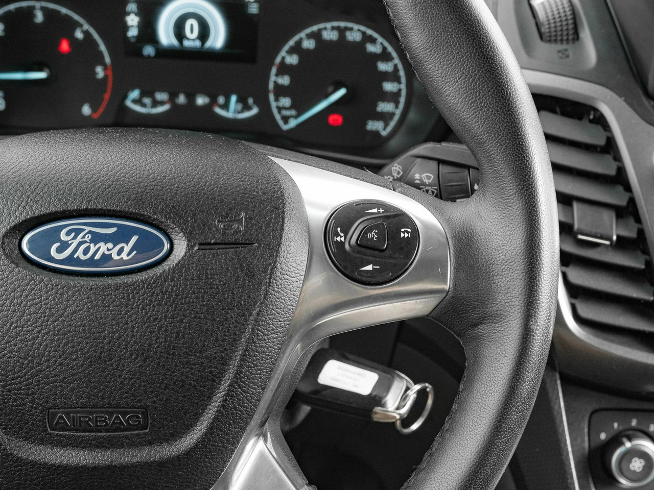 Ford Transit Connect - Zdjęcie 15