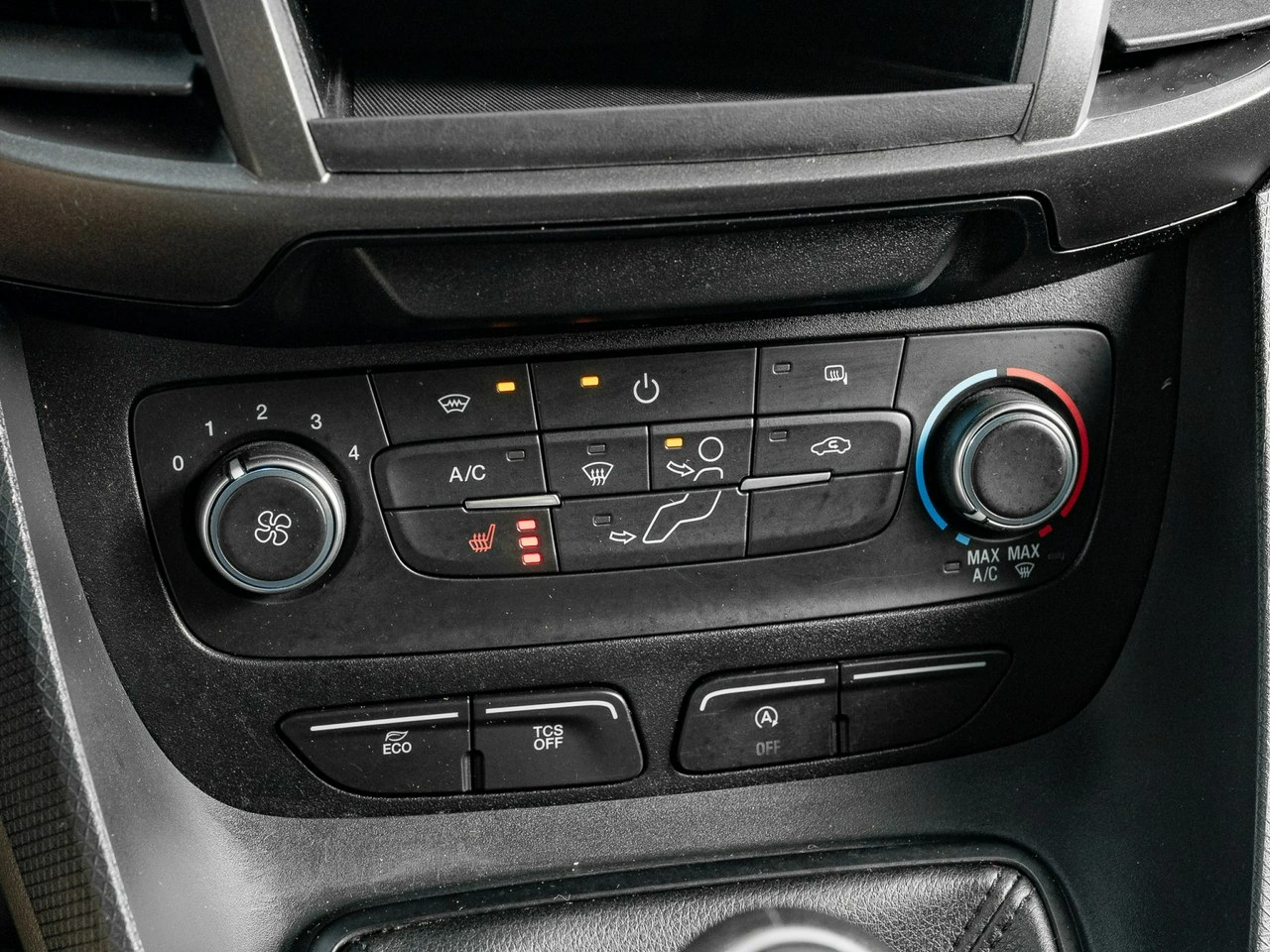 Ford Transit Connect - Zdjęcie 18