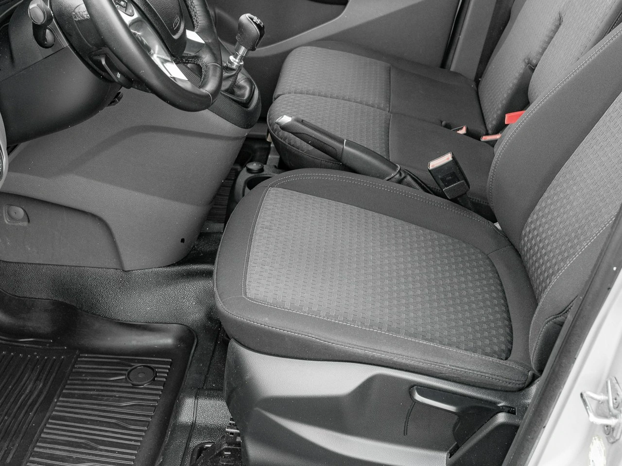 Ford Transit Connect - Zdjęcie 12