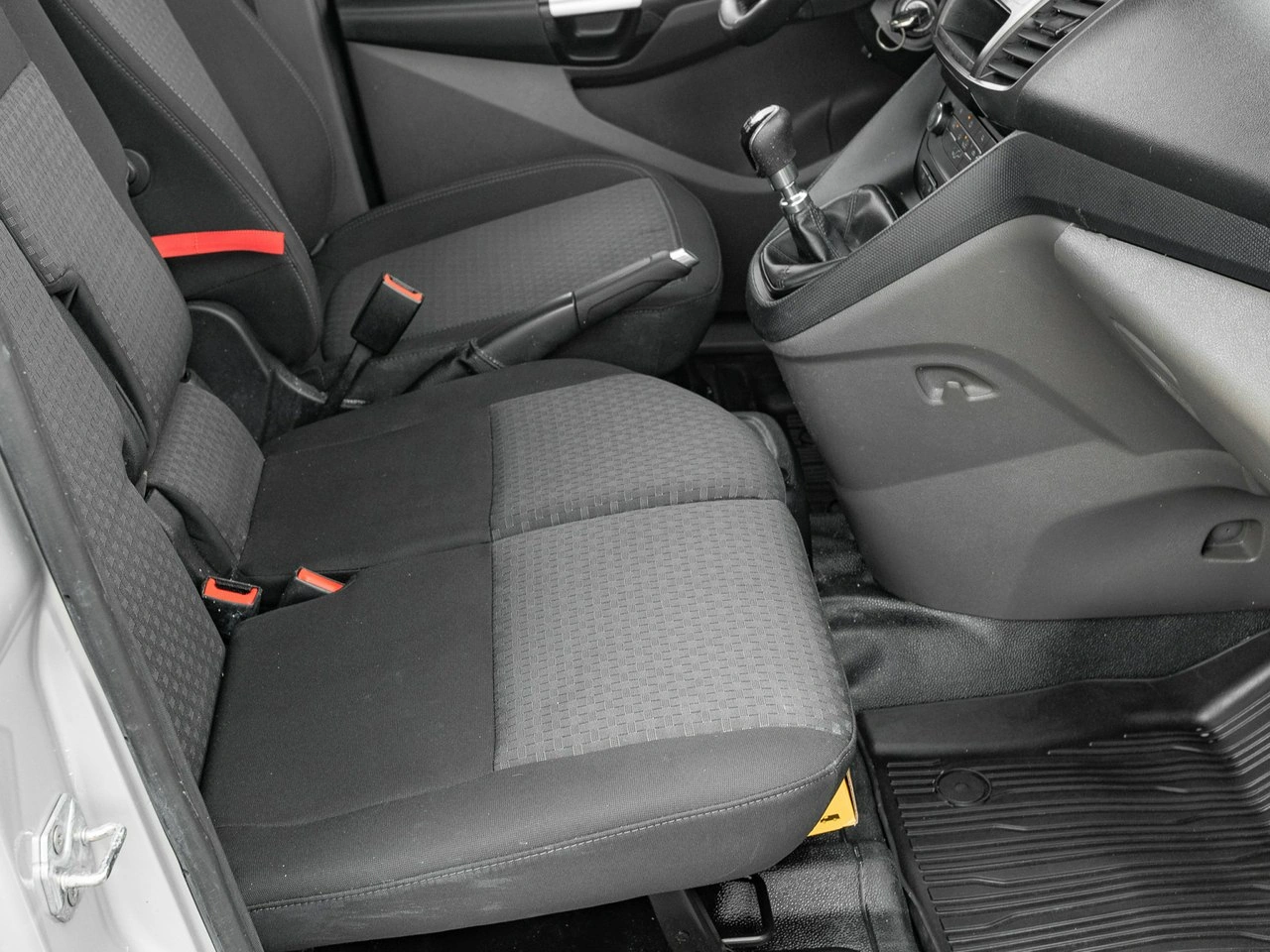 Ford Transit Connect - Zdjęcie 24