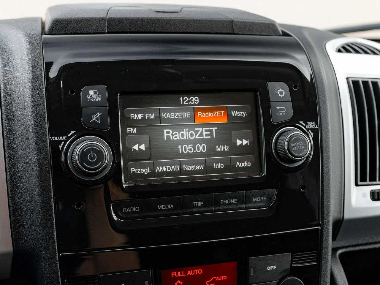 Peugeot Boxer - Zdjęcie 17