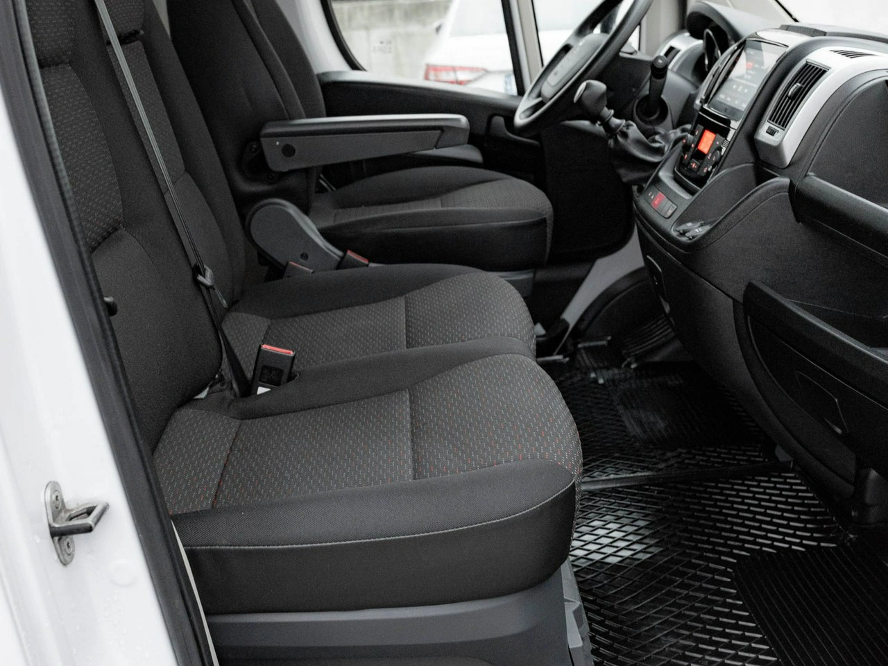 Peugeot Boxer - Zdjęcie 21