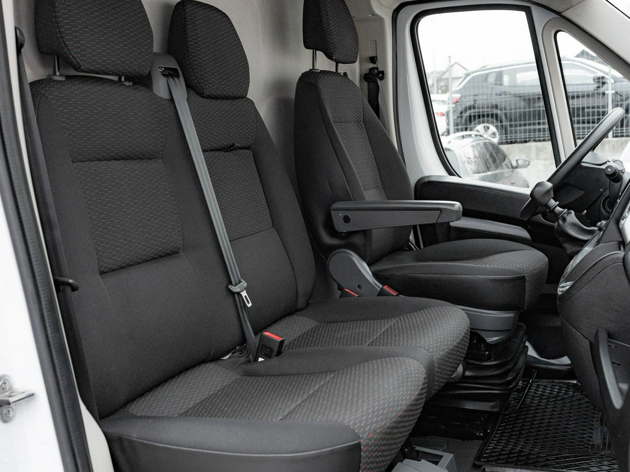 Peugeot Boxer - Zdjęcie 22