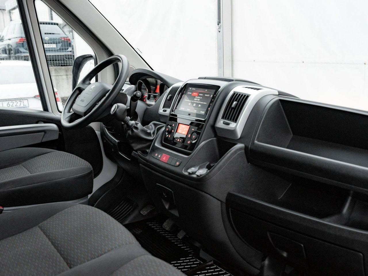 Peugeot Boxer - Zdjęcie 23