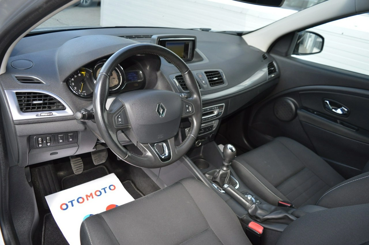 Renault Megane - Zdjęcie 17