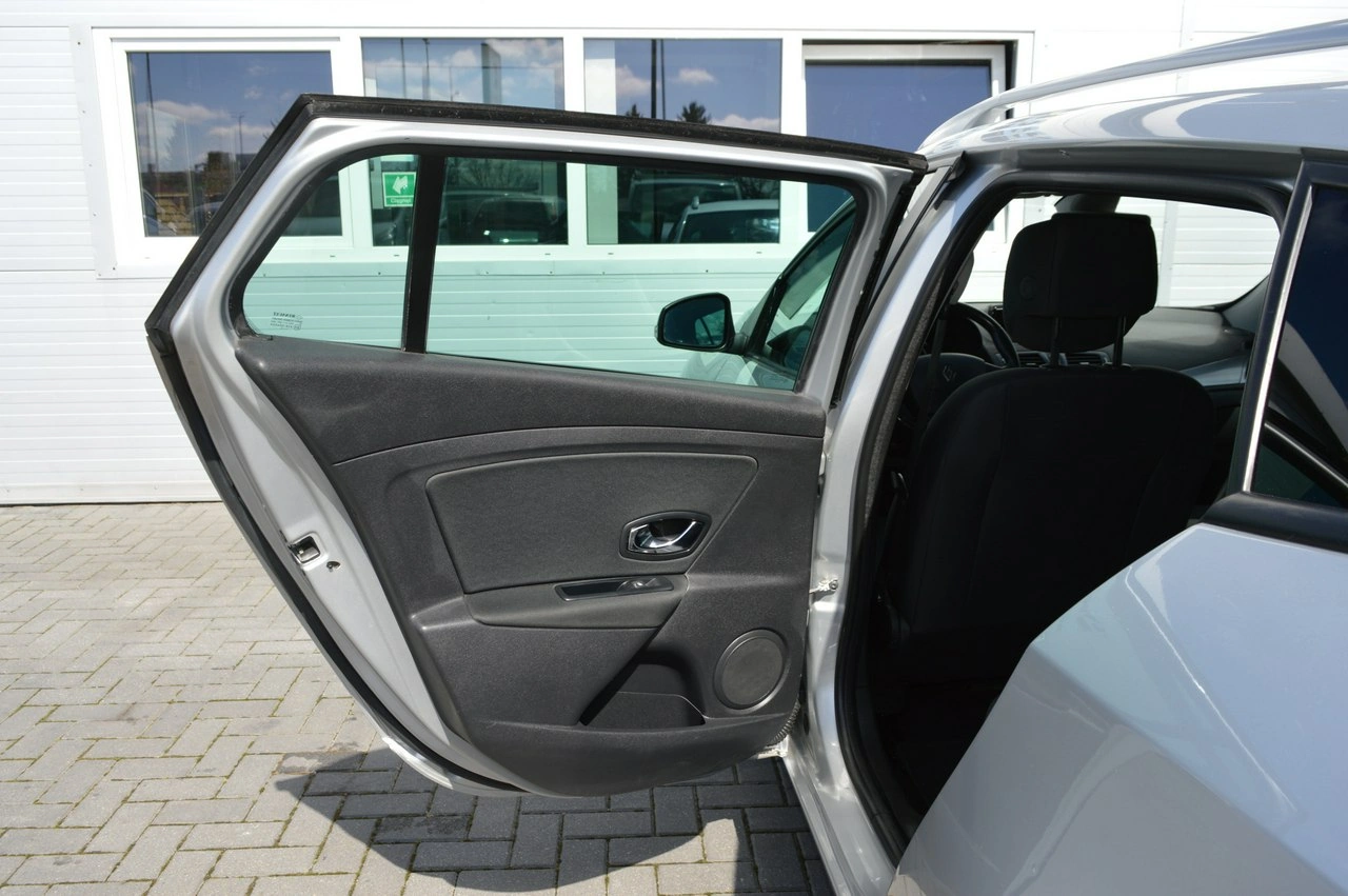 Renault Megane - Zdjęcie 35
