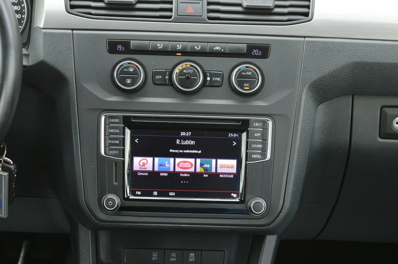 Volkswagen Caddy - Zdjęcie 24