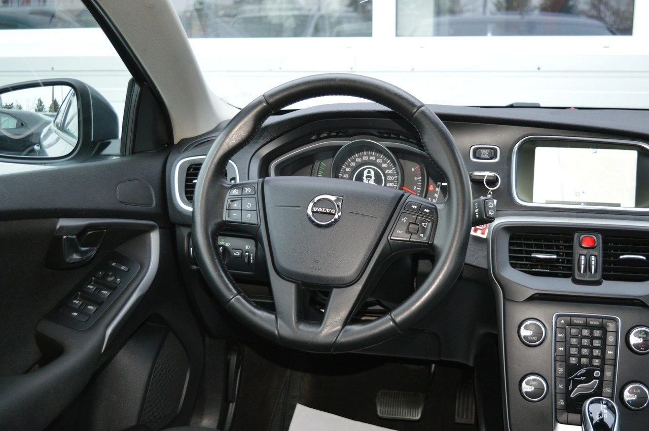 Volvo V40 - Zdjęcie 20