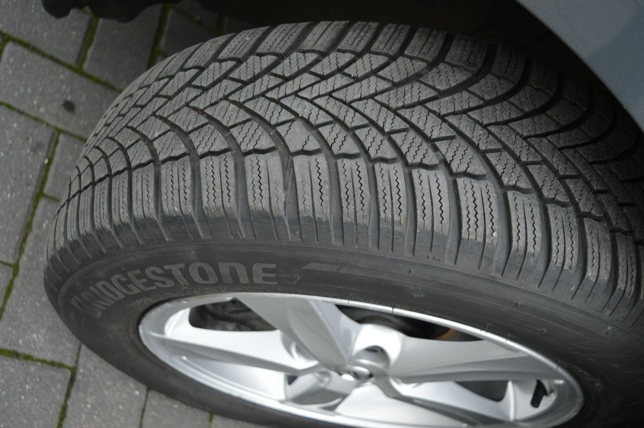 Volvo V40 - Zdjęcie 5