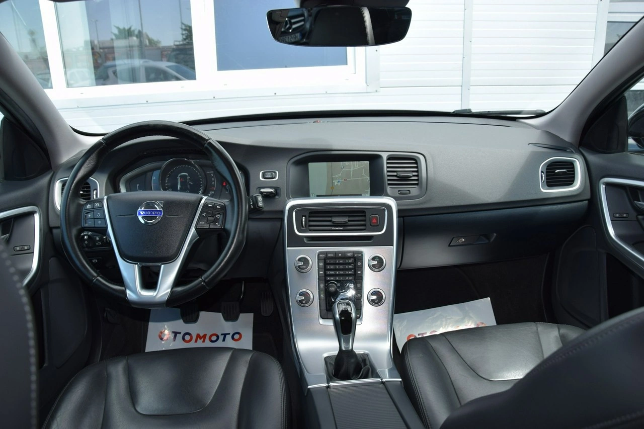 Volvo V60 Cross Country - Zdjęcie 1