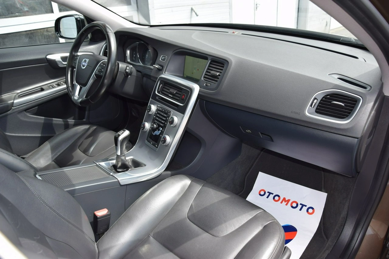 Volvo V60 Cross Country - Zdjęcie 23