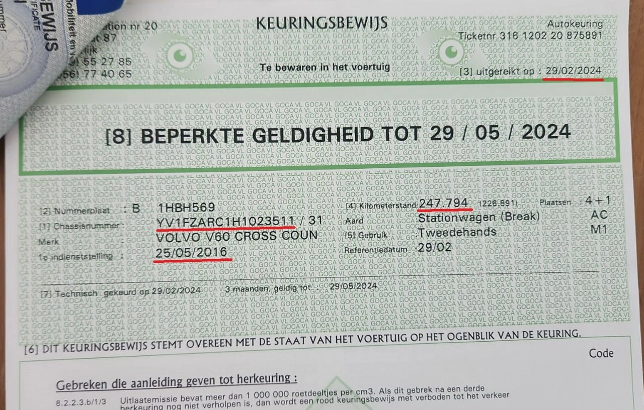 Volvo V60 Cross Country - Zdjęcie 2