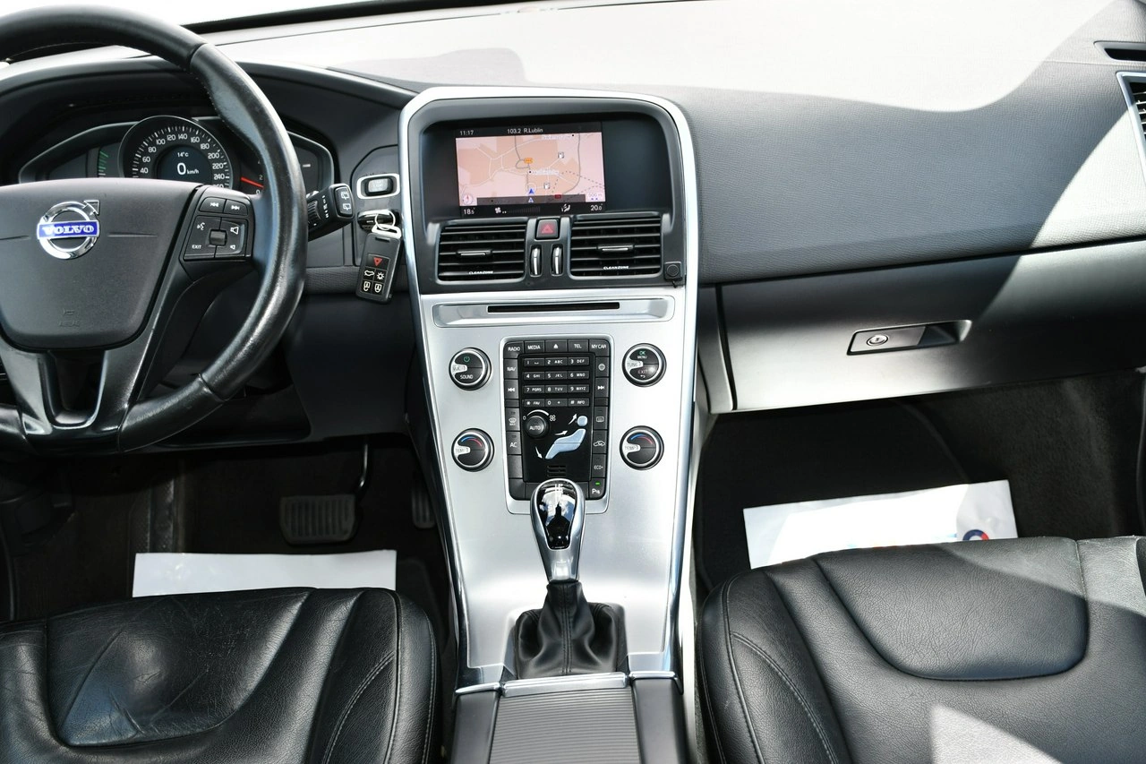 Volvo XC 60 - Zdjęcie 24