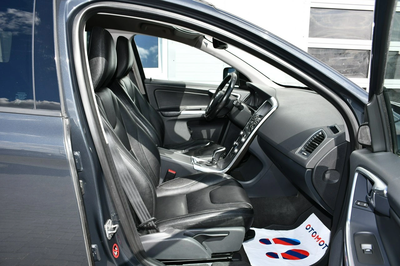 Volvo XC 60 - Zdjęcie 27