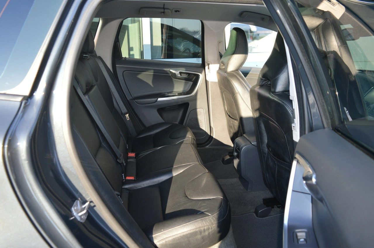 Volvo XC 60 - Zdjęcie 28
