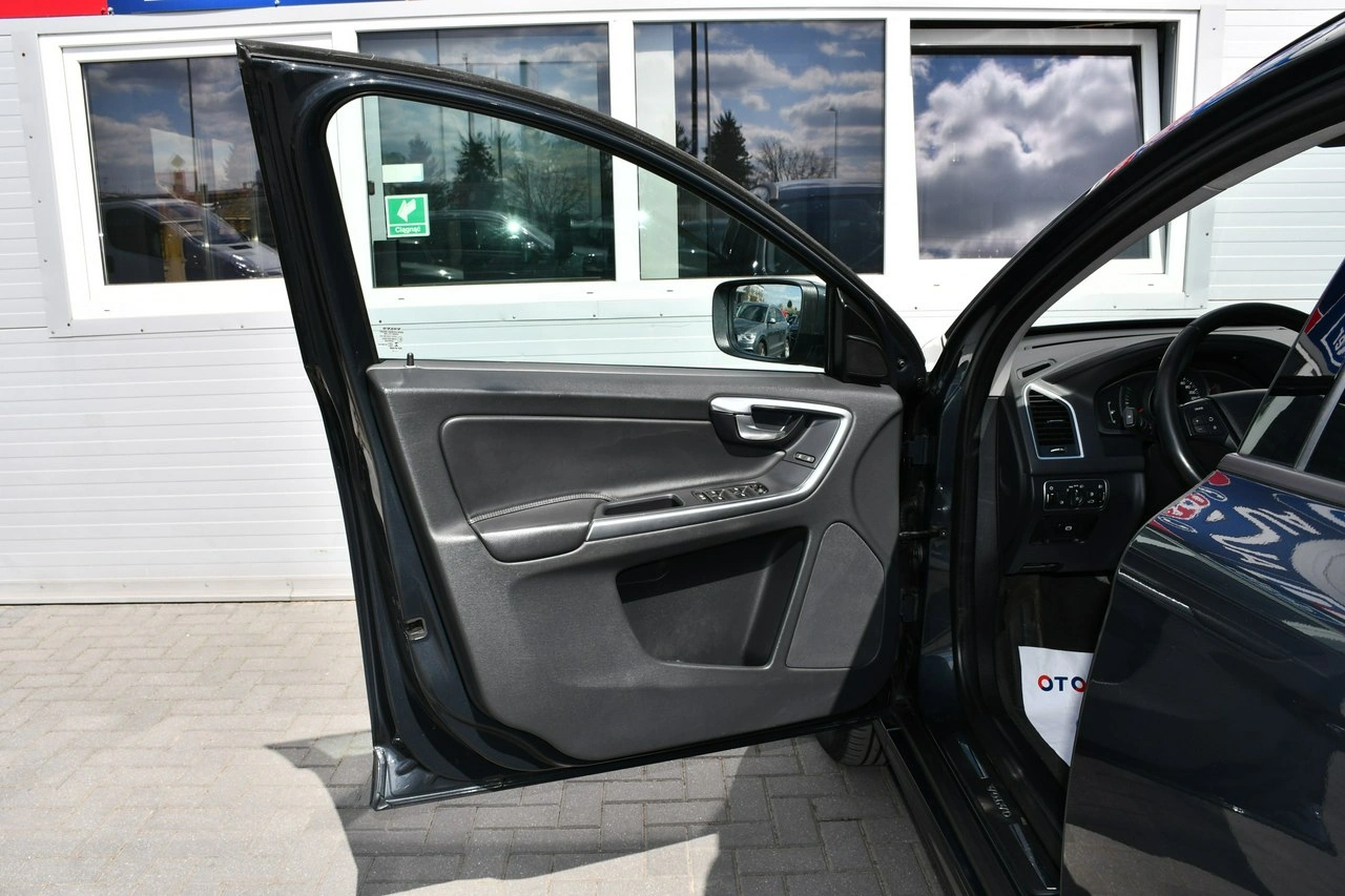 Volvo XC 60 - Zdjęcie 34