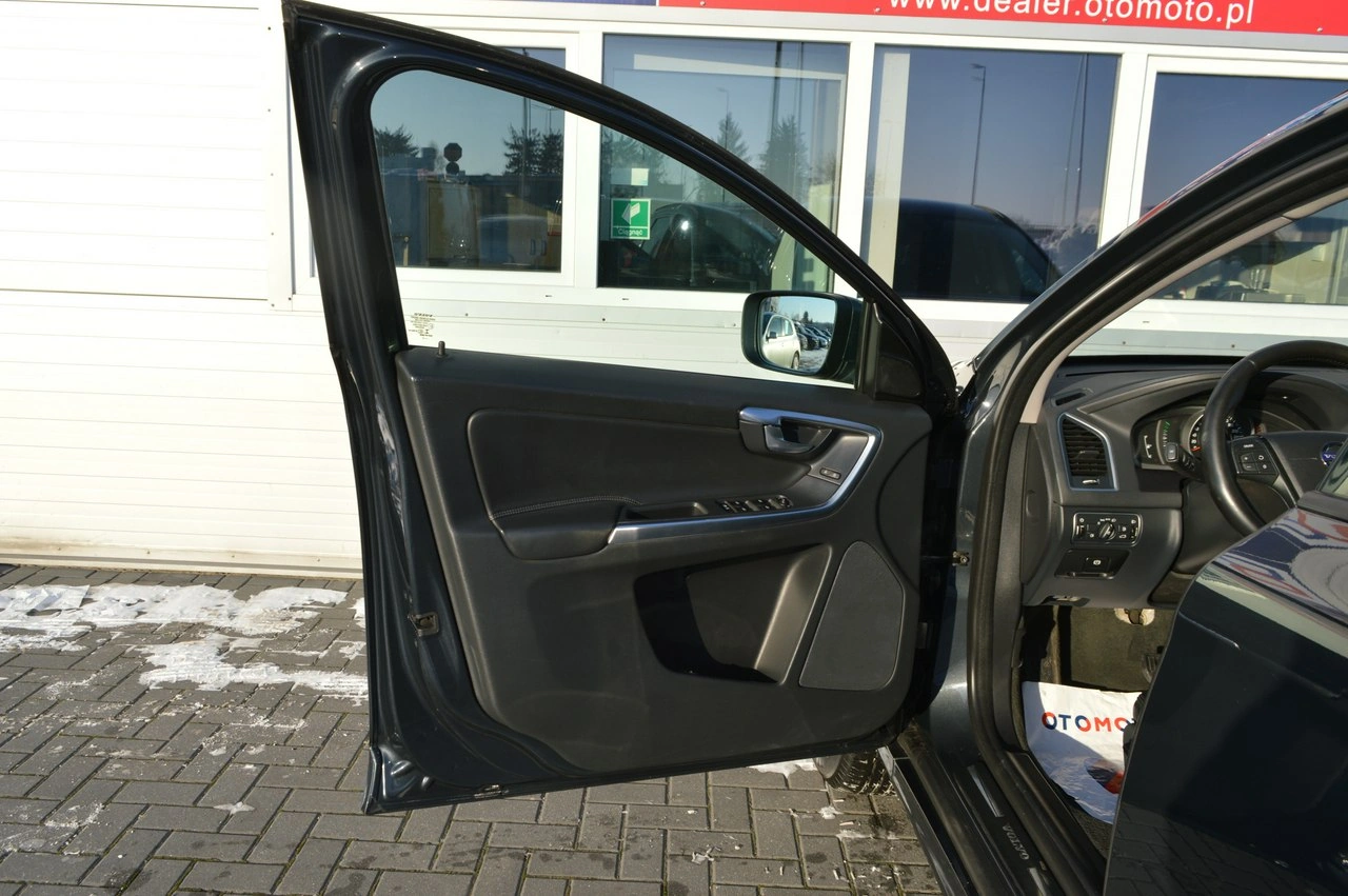 Volvo XC 60 - Zdjęcie 34