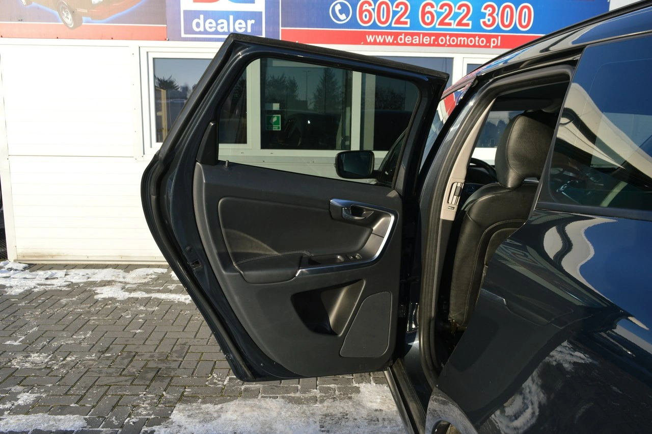 Volvo XC 60 - Zdjęcie 36