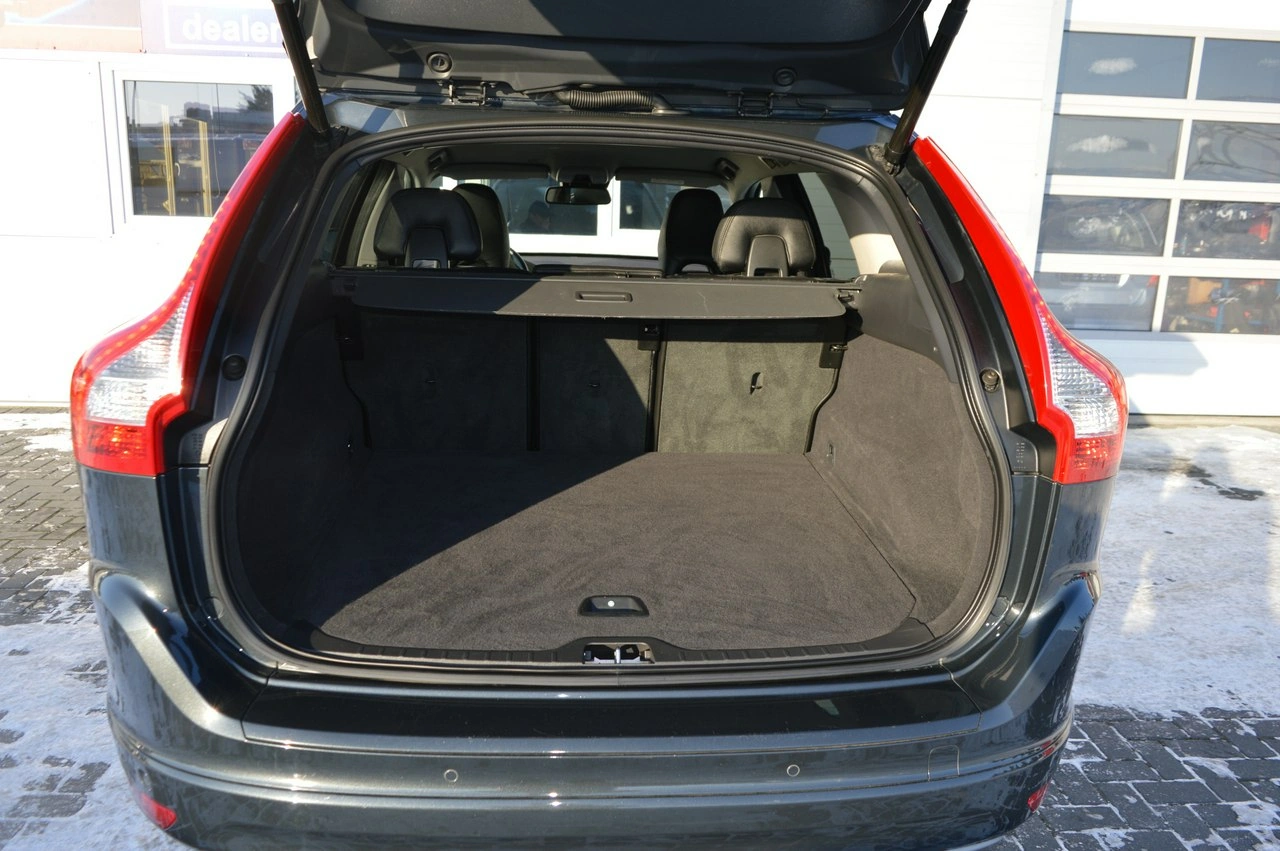 Volvo XC 60 - Zdjęcie 37