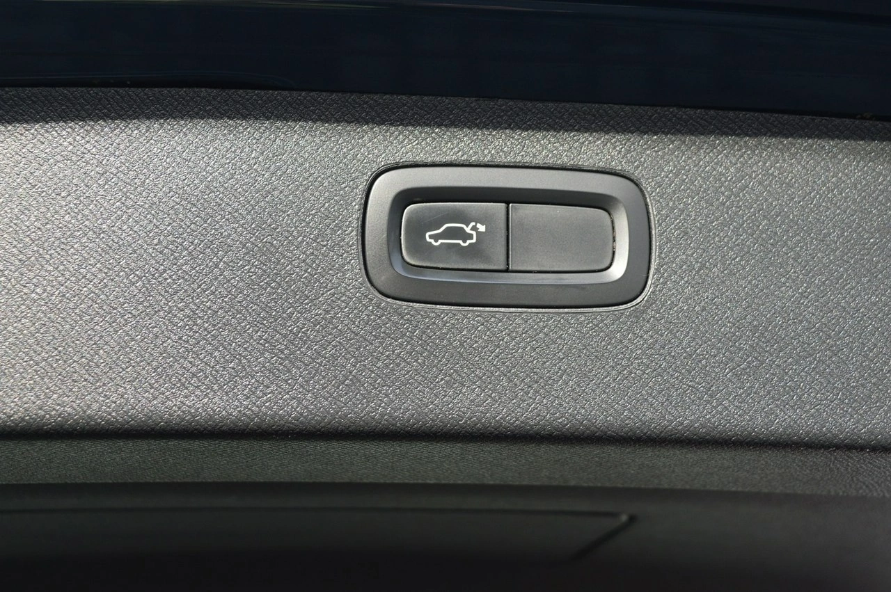 Volvo XC 90 - Zdjęcie 37