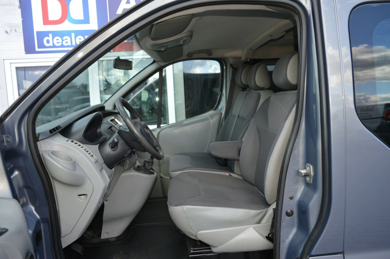 Opel Vivaro - Zdjęcie 17