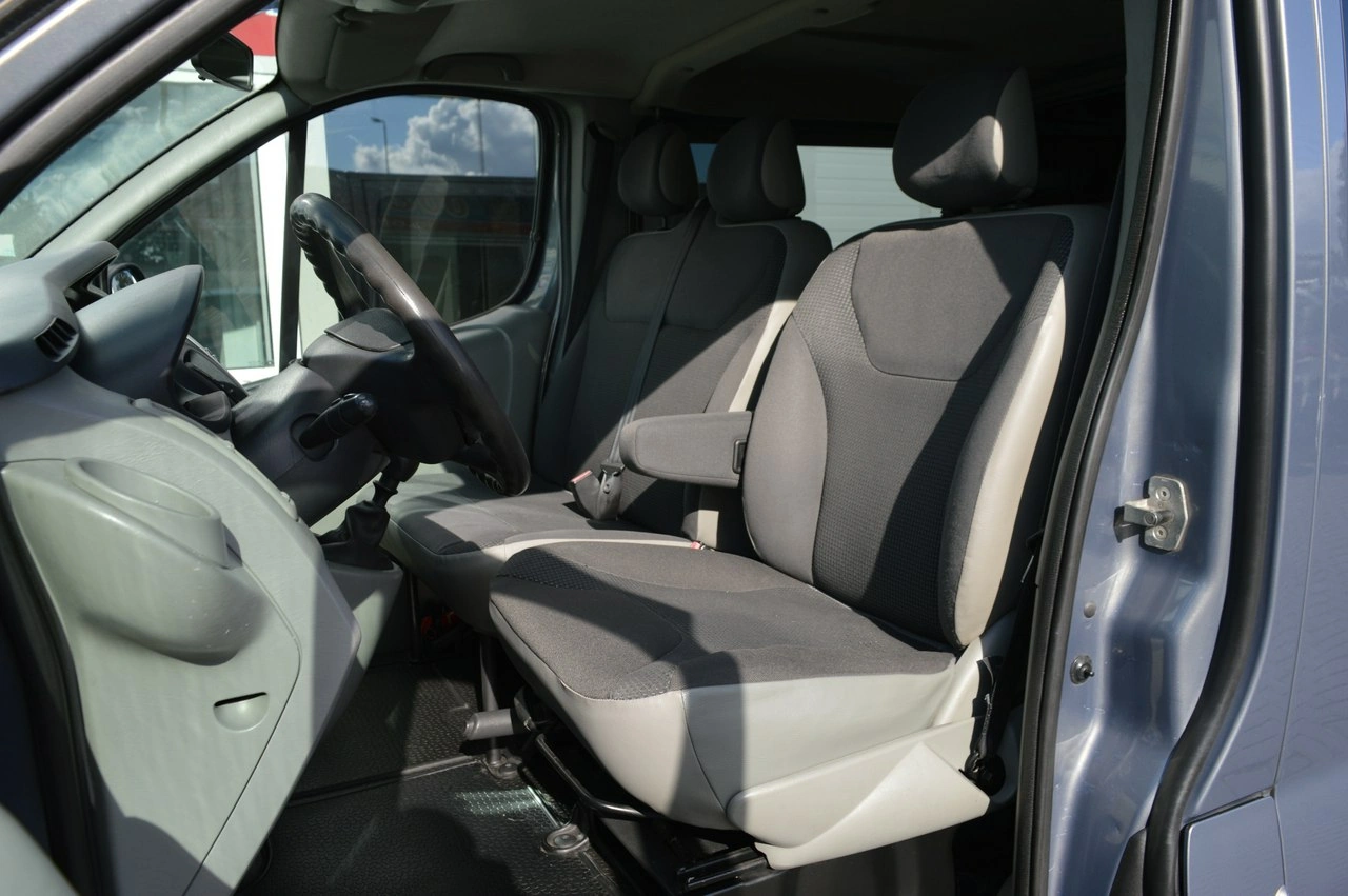 Opel Vivaro - Zdjęcie 18